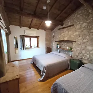 https://corte-davini-agriturismo.it-lombardy.com